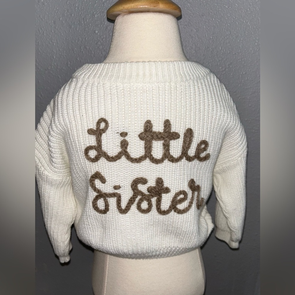 Fall 🍂🍁 In Love 🤎 With Our “Lil Sister Big Sister Pull Over Sweater